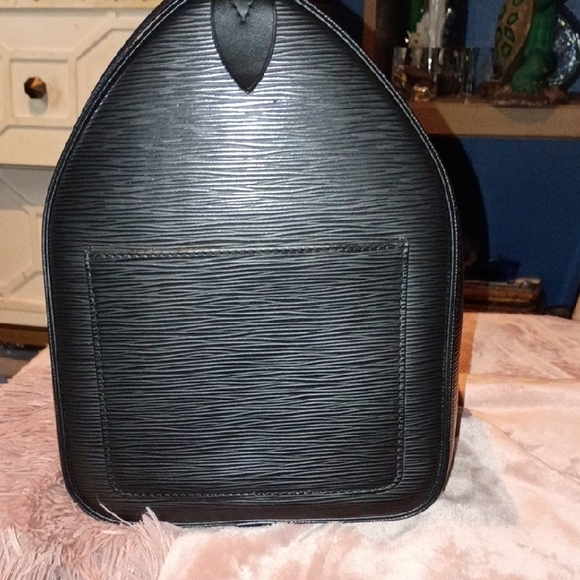 Louis Vuitton Black Textured Tote - Picture 7 of 14